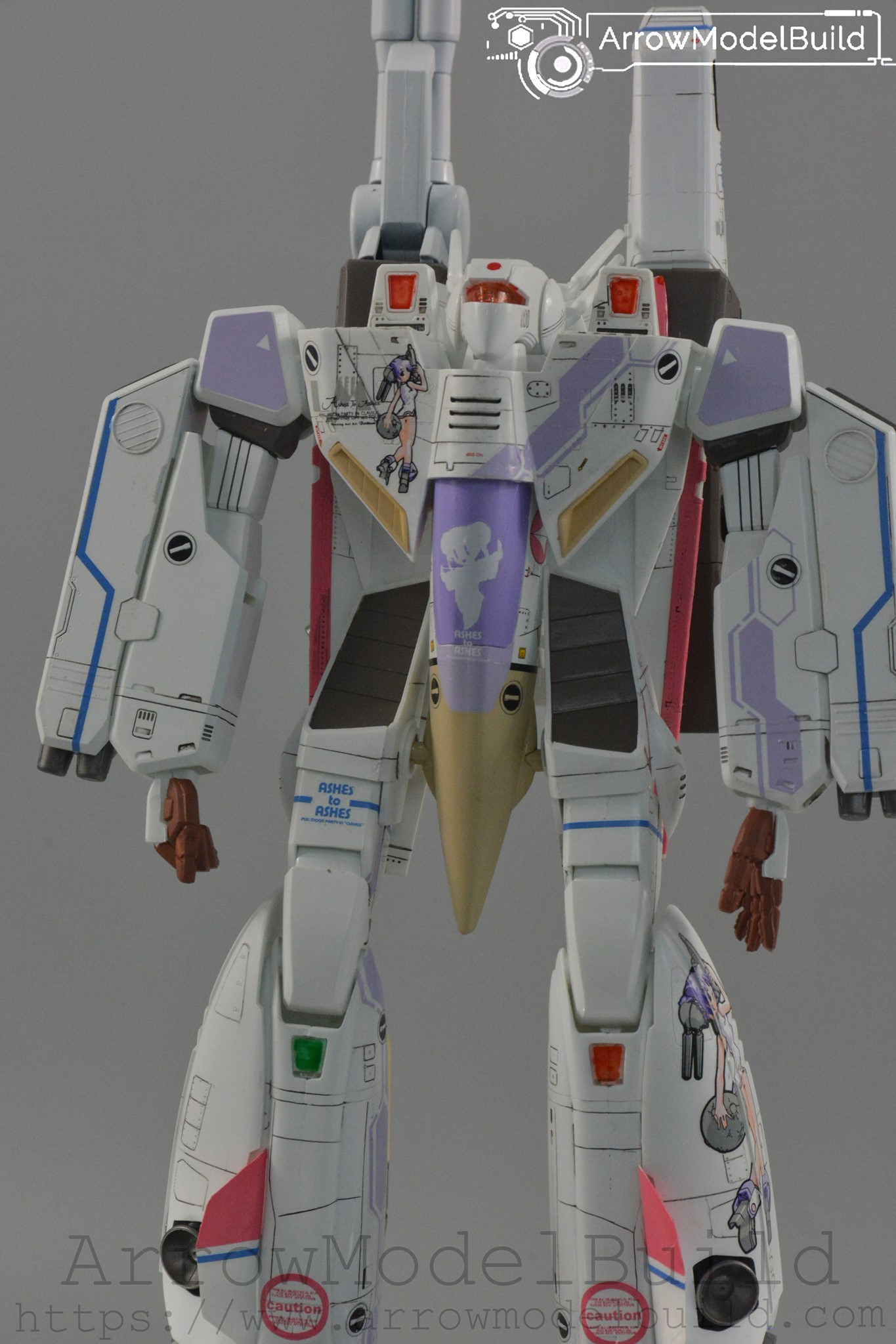 Picture of AeroModelBuild Macross VF-1 Mech Mode (Concert Ver) Built & Painted 1/72 Model Kit
