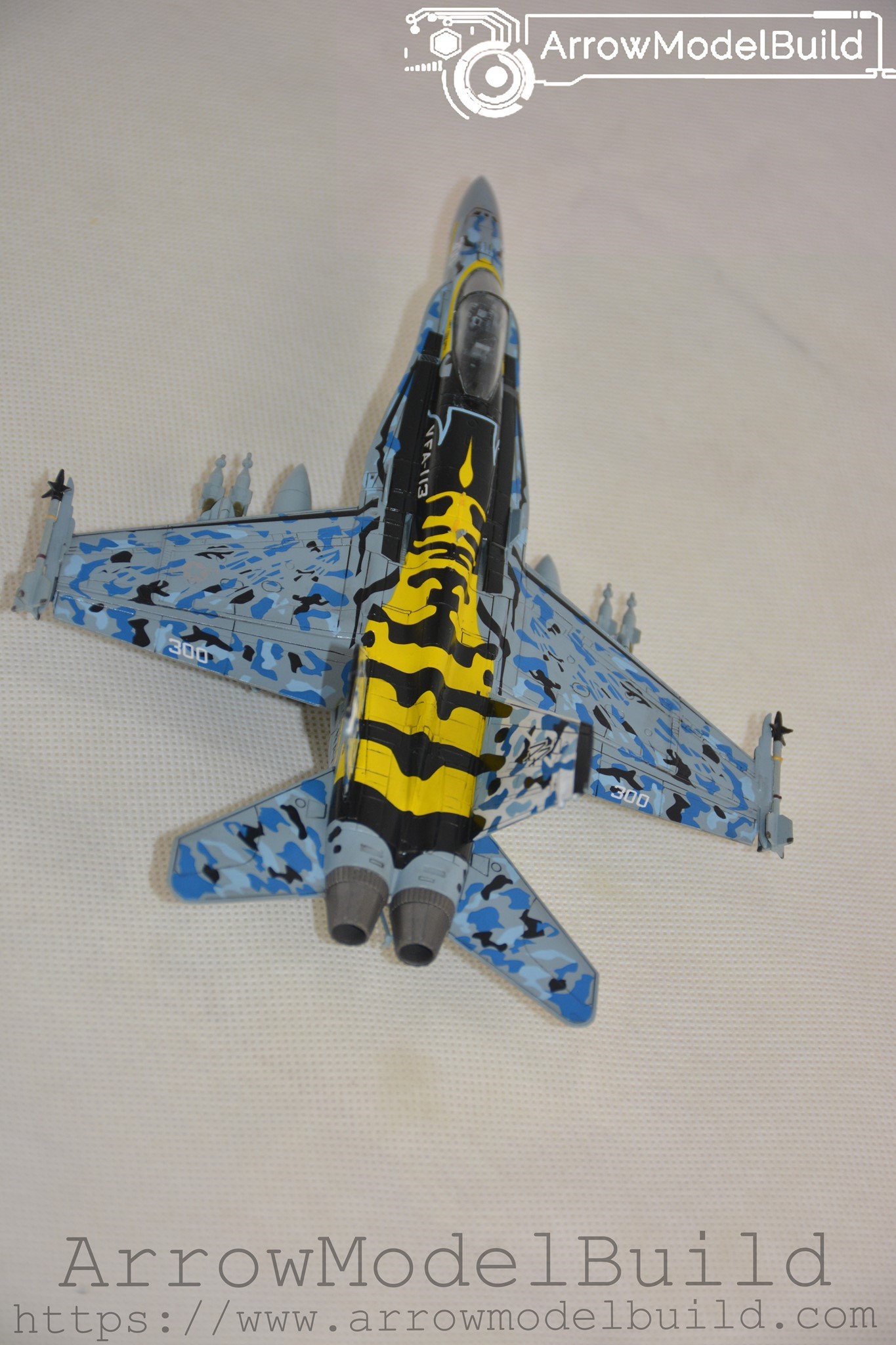 Picture of AeroModelBuild F/A-18C Hornet VFA-113 (Stingers) Built & Painted 1/72 Model Kit